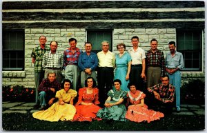 VINTAGE POSTCARD THE RENFRO VALLEY GETHERIN' CHOIR & MUSICIANS AT KENTUCKY 1960s