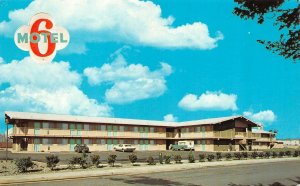 SUISUN, CA California  MOTEL 6 Of FAIRFIELD  Roadside  SOLANO CO Chrome Postcard