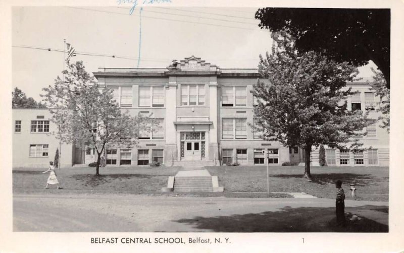 Belfast New York Belfast Central School, Real Photo Vintage Postcard U13643