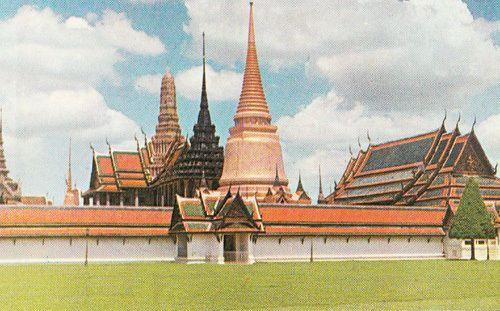 Thailand Thai Chapel Royal Buddhist Grounds Garden Inner Court Vintage Postcard