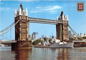 B87561 london tower bridge ship bateaux uk