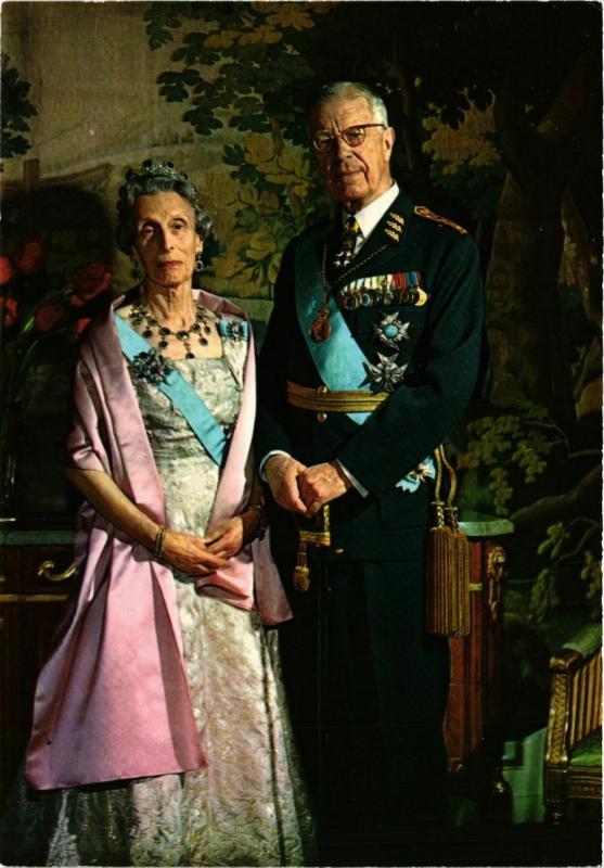 CPM AK HM King Gustaf VI Adolf en HM Queen Louise Swedish Royalty (870496)