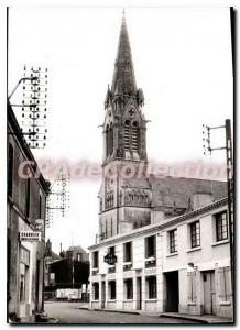 Postcard Modern Saint-Gilles-Croix-de-Vie church