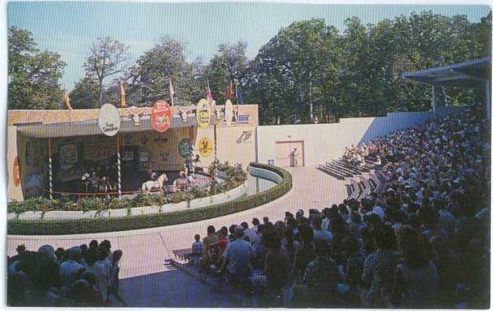 Holden Amphitheater Stage Detroit Zoological Park Royal Oak