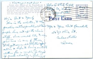 c1940s Atlantic City NJ Rolling Chairs on Boardwalk Linen PC Huge Crowd Car A293