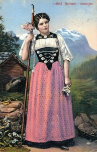 Switzerland Bernerin Bernoise Berner Traditional Woman Vintage Postcard 07.15 