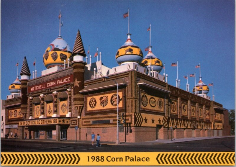 Postcard SD Mitchell - Corn Palace 1988