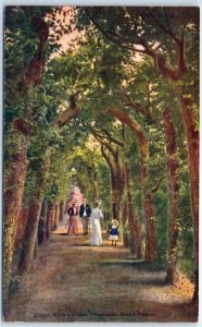Postcard - Queen Mary's Bower, Hampton Court Palace - England