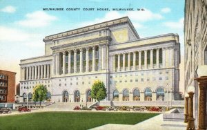 Vintage Postcard 1945 Milwaukee County Court House Milwaukee Wisconsin WI