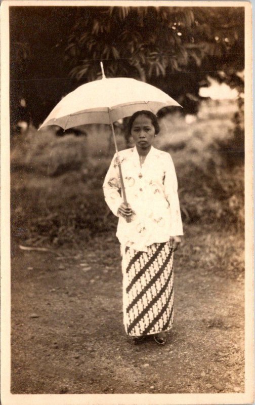 Philippines Native Woman Posing Real Photo