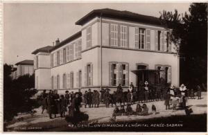 CPA GIENS - Un Dimanche a l'Hopital Renée-Sabran (635020)