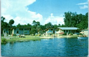 1950s Bayvue Duplex Cottages Crystal River Florida Postcard