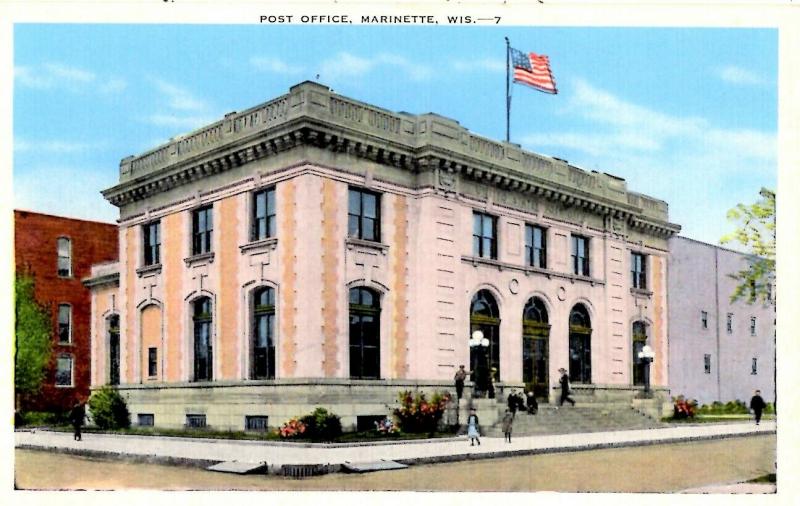 Marinette, Wisconsin - People at the Post Office in the 1920s