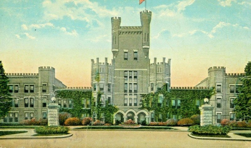 Postcard Early View of Teacher's College in Charlestown, IL.  T7