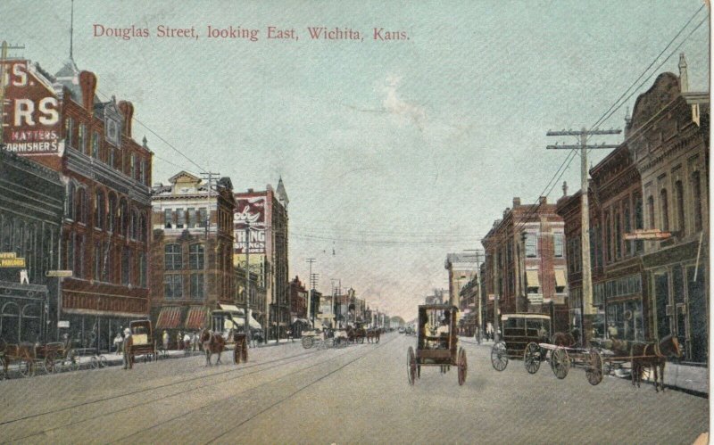 WICHITA , Kansas , 1907 ; Douglas Street , East