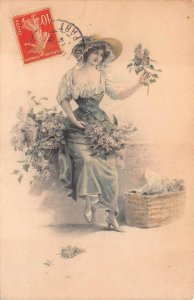 FRANCE WOMAN FLOWERS M.M VIENNE DEPOSE POSTCARD 1914