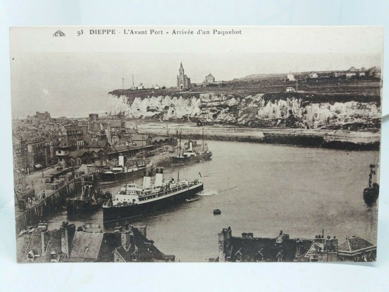 Dieppe The Outer Harbour Arrival of an Ocean Liner France Vintage Postcard c1910