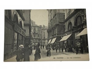 Early 1900s Antique postcard. Carte Postale Paris 236 Nantes La Rue d’Orleans