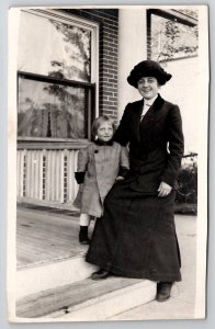 RPPC Pretty Edwardian Woman Hat Cute Child Checkered Coat Postcard D27