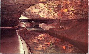 Postcard MO Stanton Meramec Caverns Mirror River