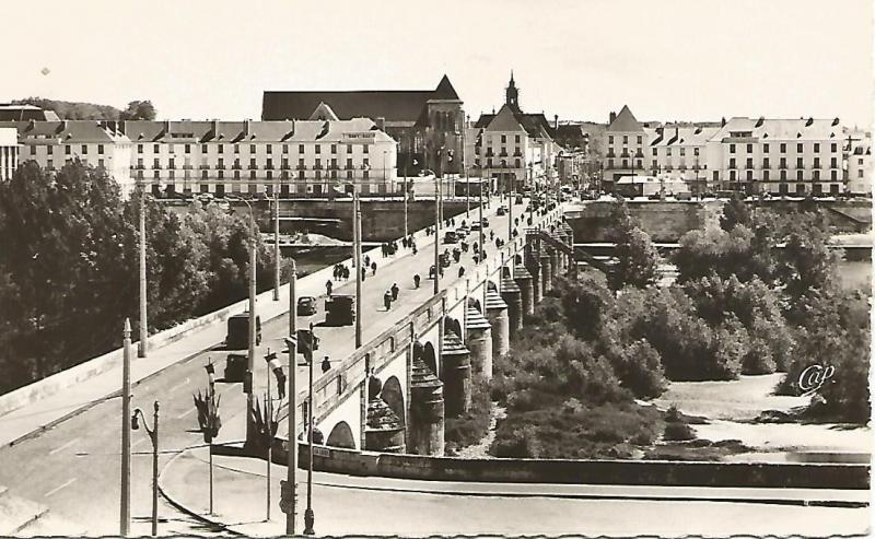 Postal 51166: TOURS - Puente de Piedra