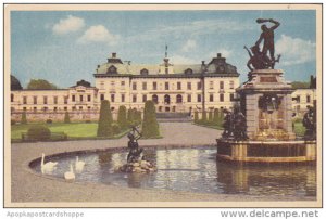 Sweden Drottningholms slott Motiv fran parken