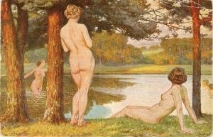 \Women bathing\  Vintage German Postcard