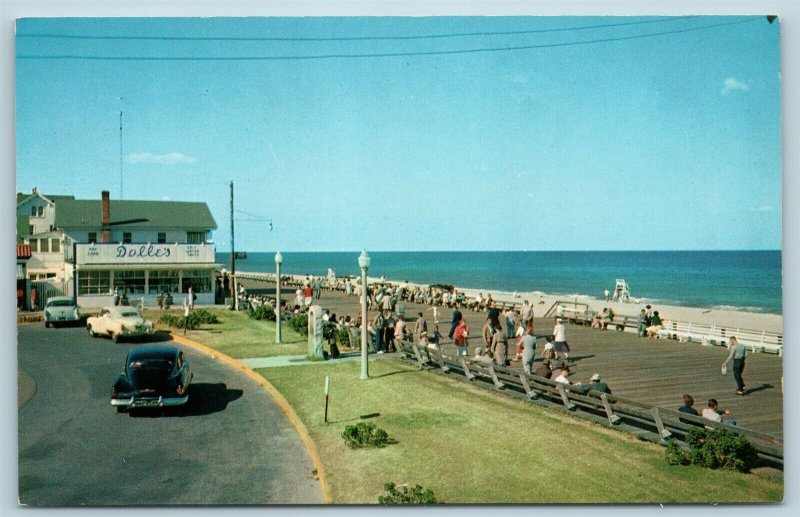 Postcard DE Rehoboth Beach View Boardwalk Dolle's Salt Water Taffy c1950s T10