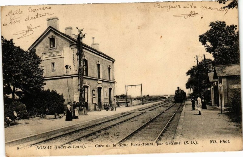CPA AK NOISAY - Gare e la ligne Paris-TOURS par Orléans (211264)