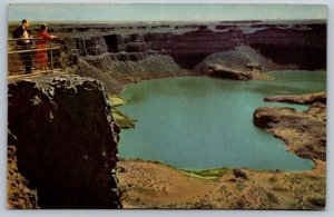 Union Oil Company - Scenes of The West - 76 Gasoline - Dry Falls - Grand Coulee