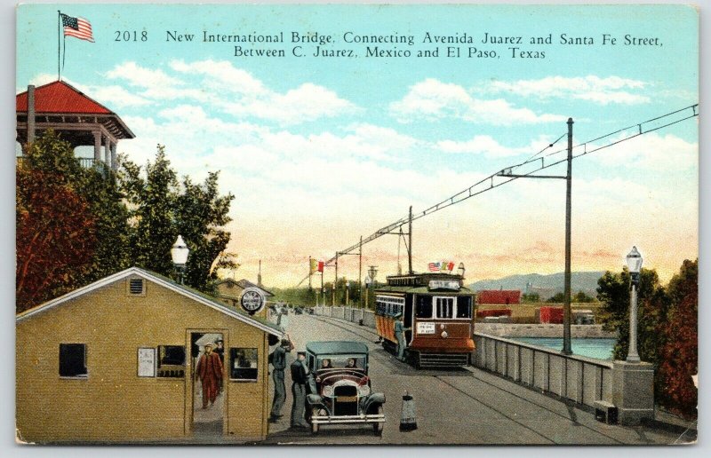 El Paso Texas-Santa Fe Street~Juarez~Trolley Mexico US Flags~Border Guards~1929 