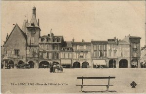 CPA LIBOURNE - Place de l'Hotel de Ville (140097)