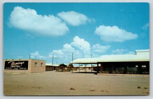 Roadside View~Harlingen Texas~Flamingo Hotel Exterior View~Sign~1950s Postcard