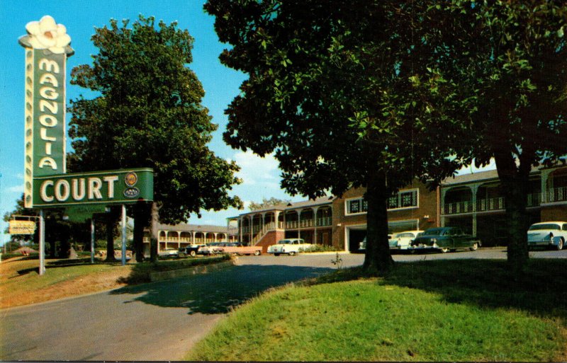 Arkansas Little Rock Magnolia Hotel Court