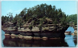 Postcard - Scene in Lower Dells - Wisconsin Dells, Wisconsin