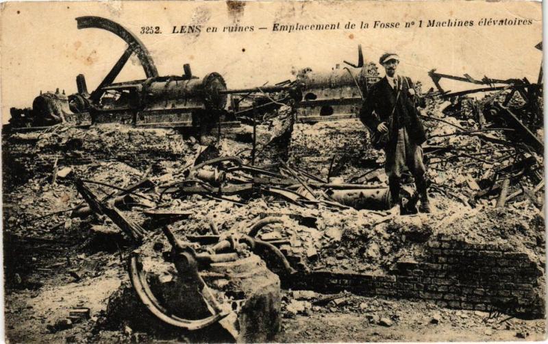 CPA Lens en ruines-Emplacement de la Fosse, Machines élévatoires (44167)