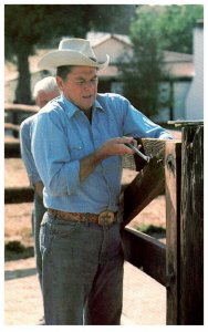 Ronald Reagan , mending fence