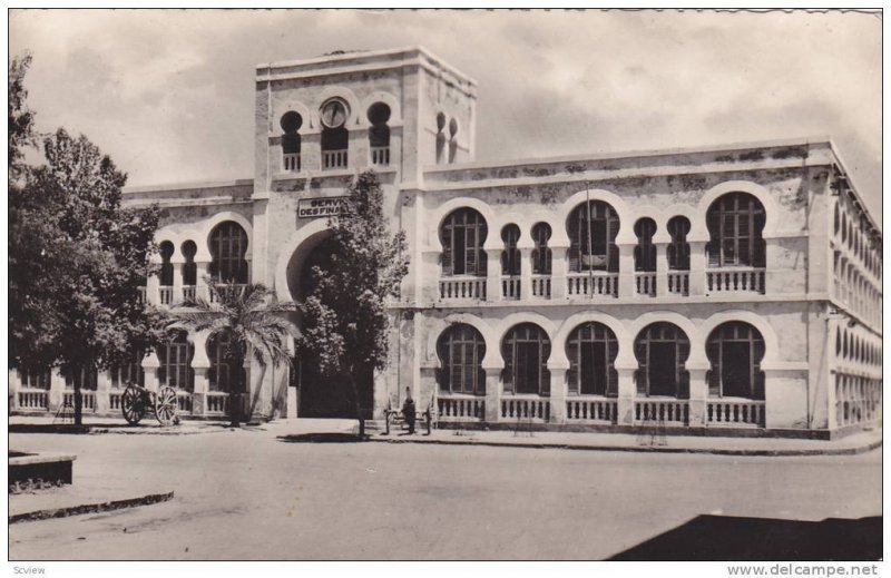 RP; Djibouti, Le secretarial general , 1954