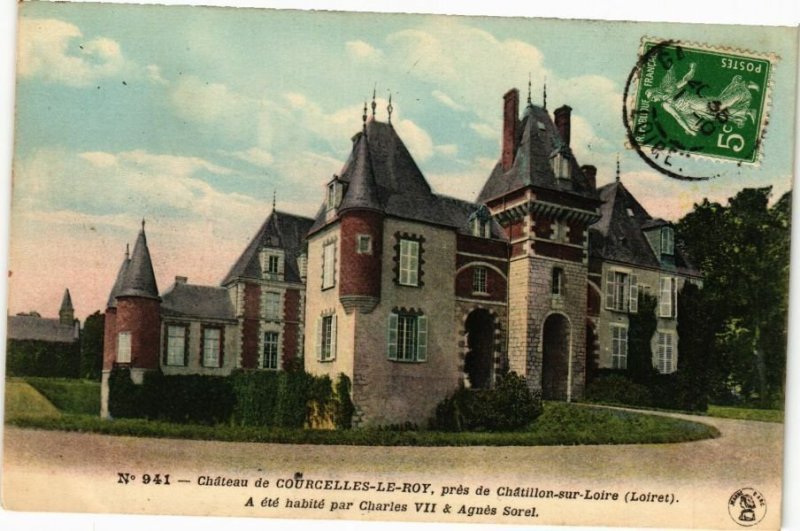CPA Chateau de COURCELLES-le-ROY PRES de CHATILLON-sur-LOIRE - (227932)
