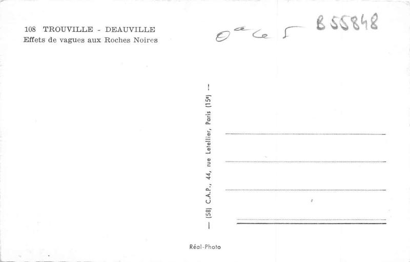 B55848 Trouville Deauville Effets de vagues aux Roches Noires  france