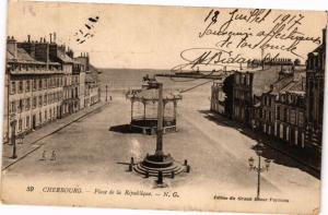 CPA CHERBOURG - Place de la Republique (245898)