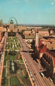 Postcard Market Street and Aloe Plaza St Louis Missouri