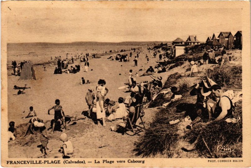 CPA Franceville-Plage La Plage vers Cabourg FRANCE (1286788)