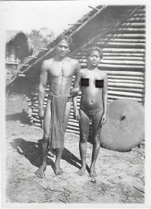 VINTAGE REAL PHOTO NADAL SAIGON COUPLE MOÏS WOMEN BARE BREASTS ETHNIC NUDE 1930