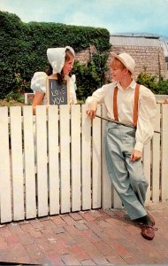 Missouri Hannibal Tom Sawyer and Becky Thatcher