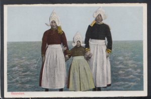 Netherlands Postcard - Volendam Children      RS18765