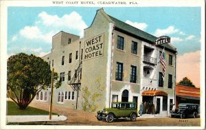 View of West Coast Hotel, Clearwater FL Vintage Postcard H42