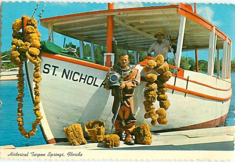 Tarpon Springs Florida St Nichols Diving for Sponges Boats Shi  Postcard  # 7979