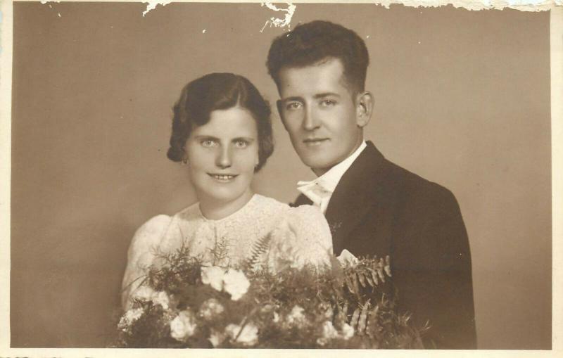 Lot 6 early wedding photo postcards groom & bride