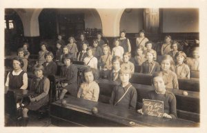 RPPC Cowley Girls School Classroom Students St Helens? England Vintage Photo